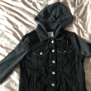 Eighty two jean jacket/sweater